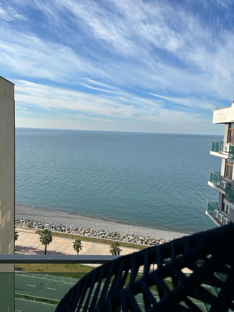 The Fresh Wave Hotel Batumi Pokoj fotografie